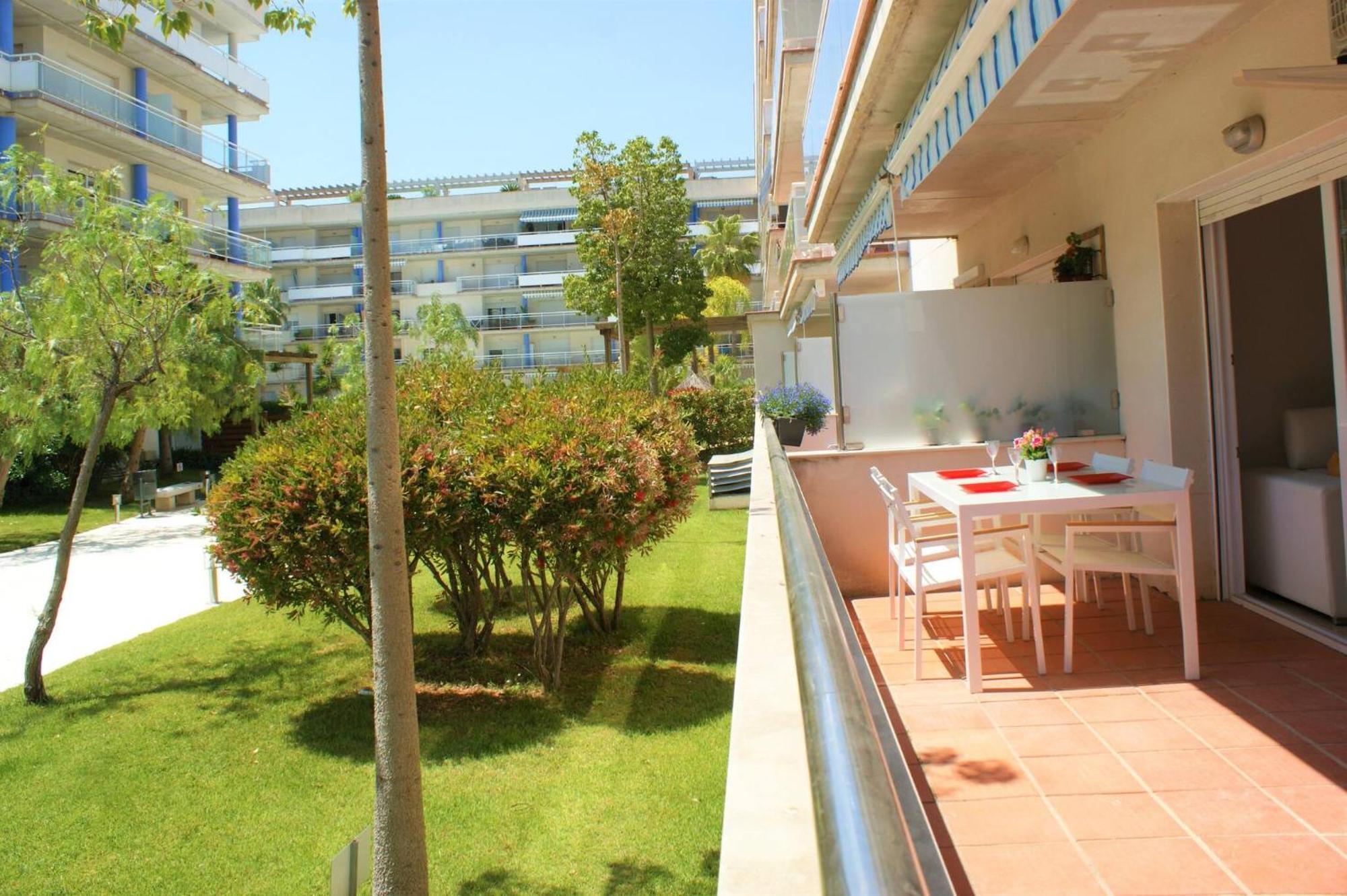 Precioso Apartamento Para 6 Personas Roses Ngoại thất bức ảnh